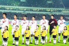 扑克中的先手与后手差别（扑克中前位与后位的区别）