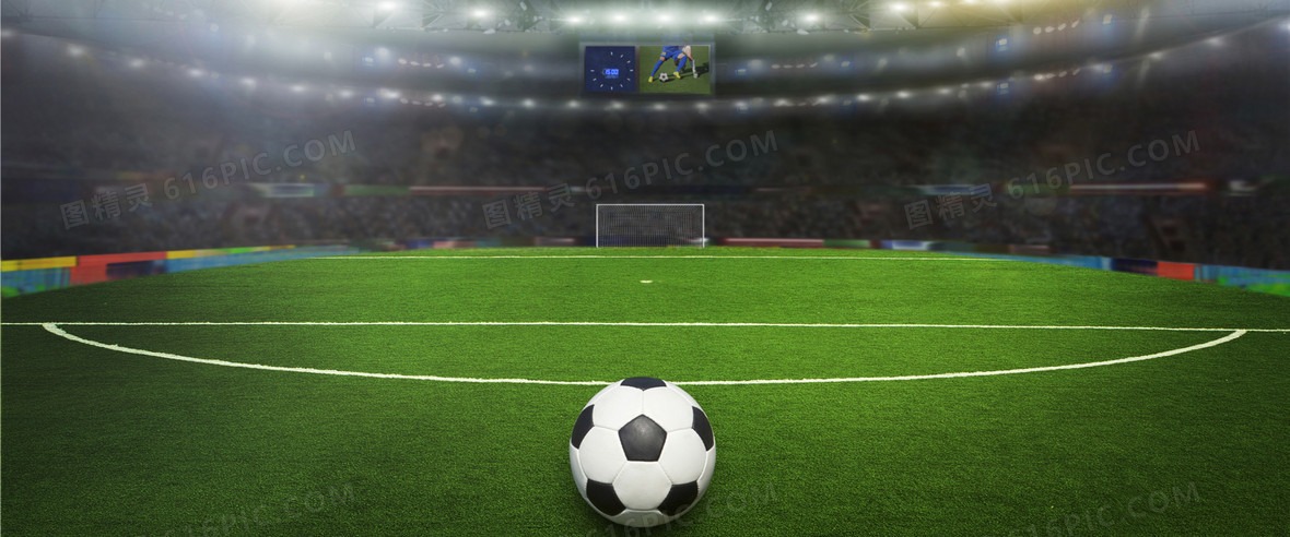 纳格尔斯曼与女友参加马拉松节目，呼吁为慈善活动捐款