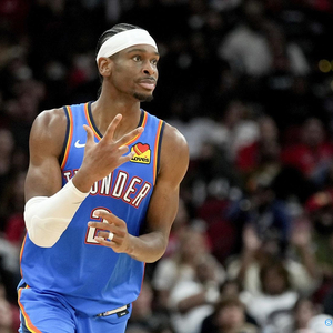 2分9篮板 2分9篮板