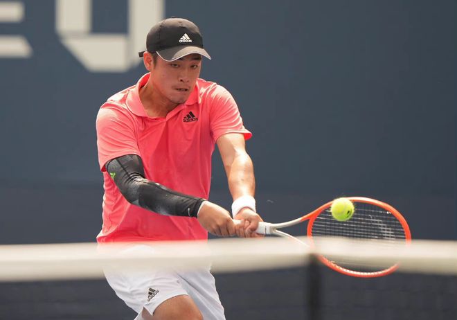 传统足球格 传统足球格