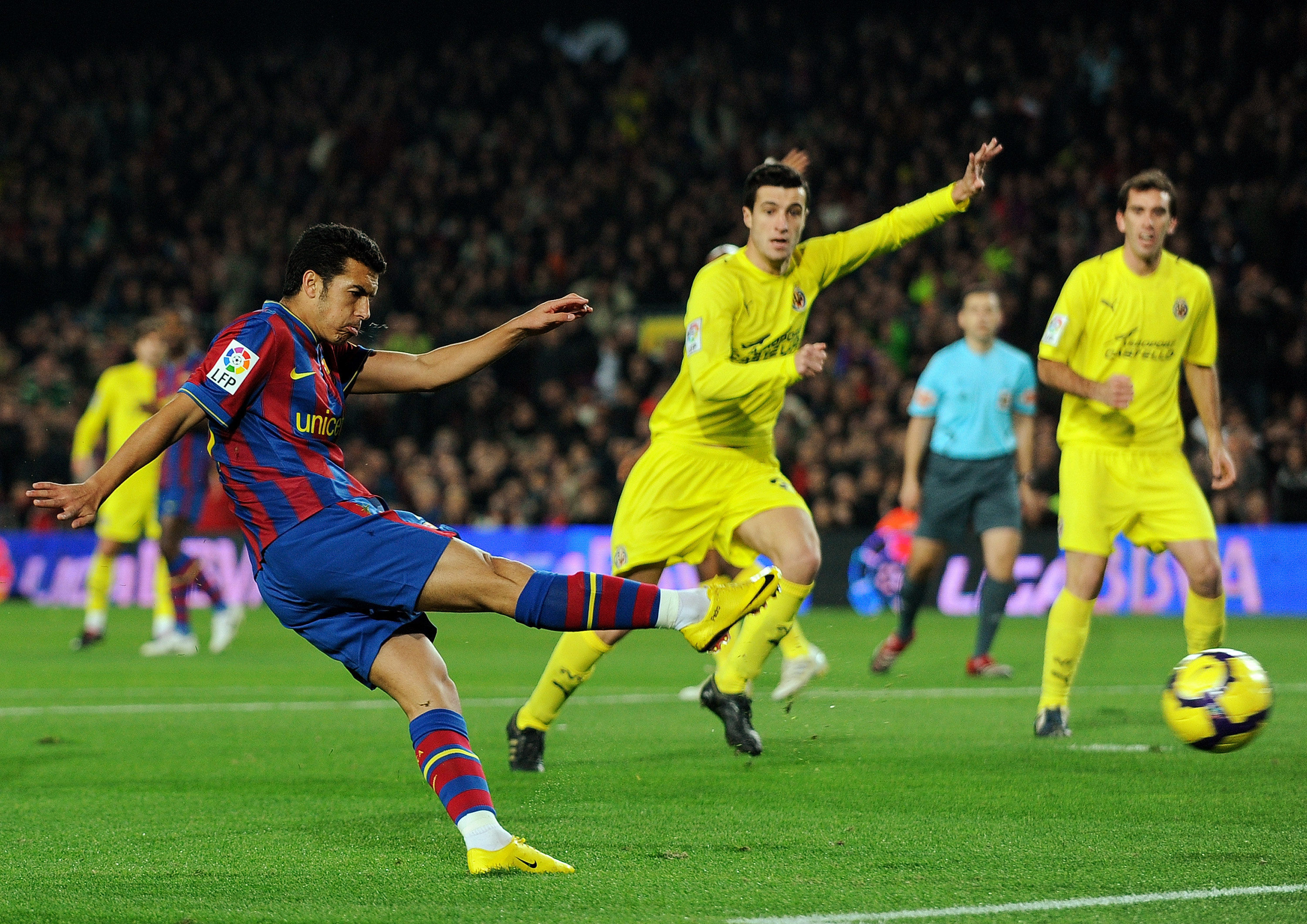 传统足球格 传统足球格